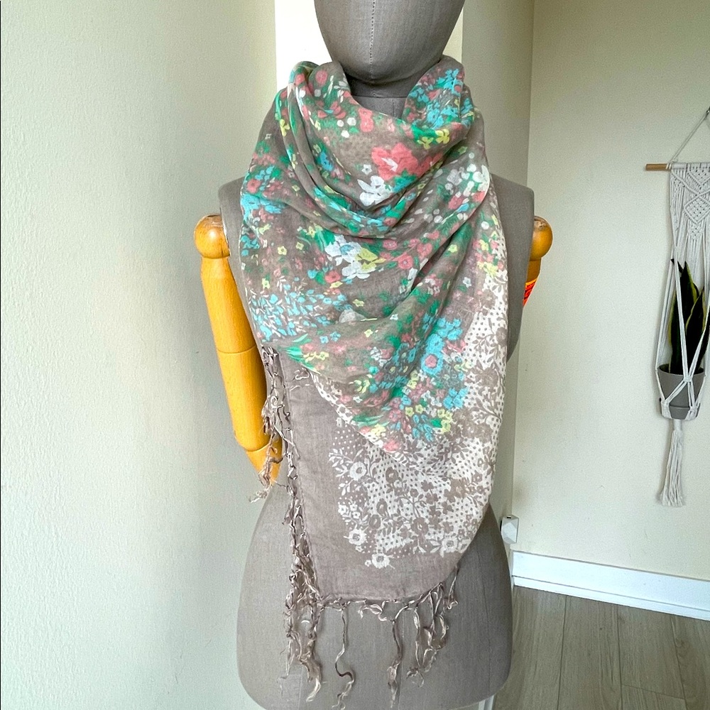 Scarf - Floral Print